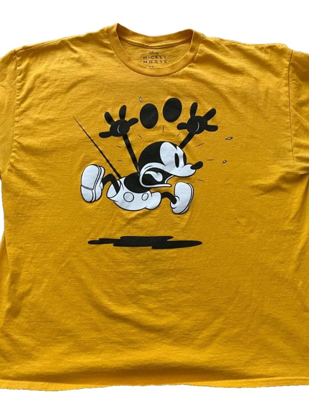 Disney Mickey Mouse Scared Shocked Graphic T-Shirt 2XL Gold Yellow Tee Unisex